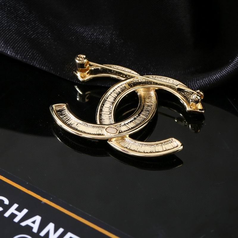 Chanel Brooch 09yxq24 (7)