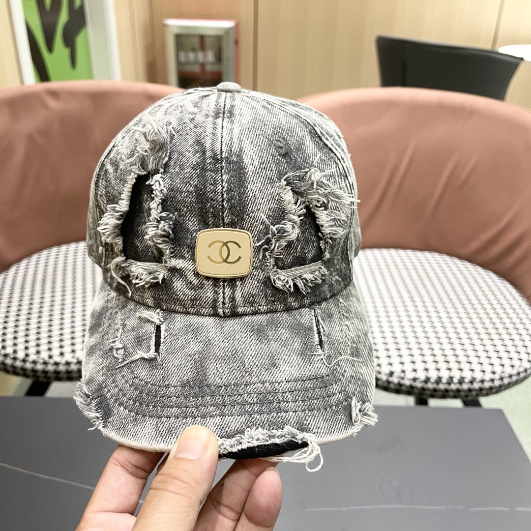 Chanel Cap (39)