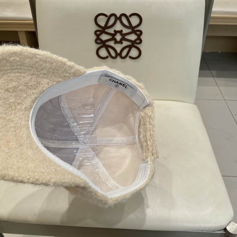 Chanel Cap (574)