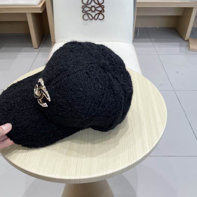 Chanel Cap (586)