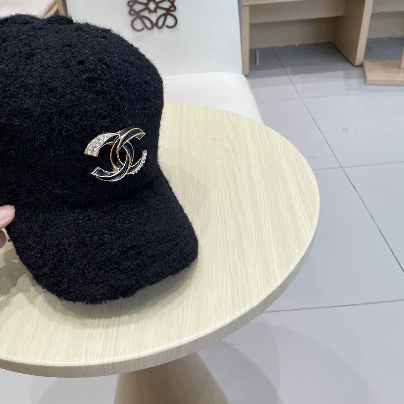 Chanel Cap (588)