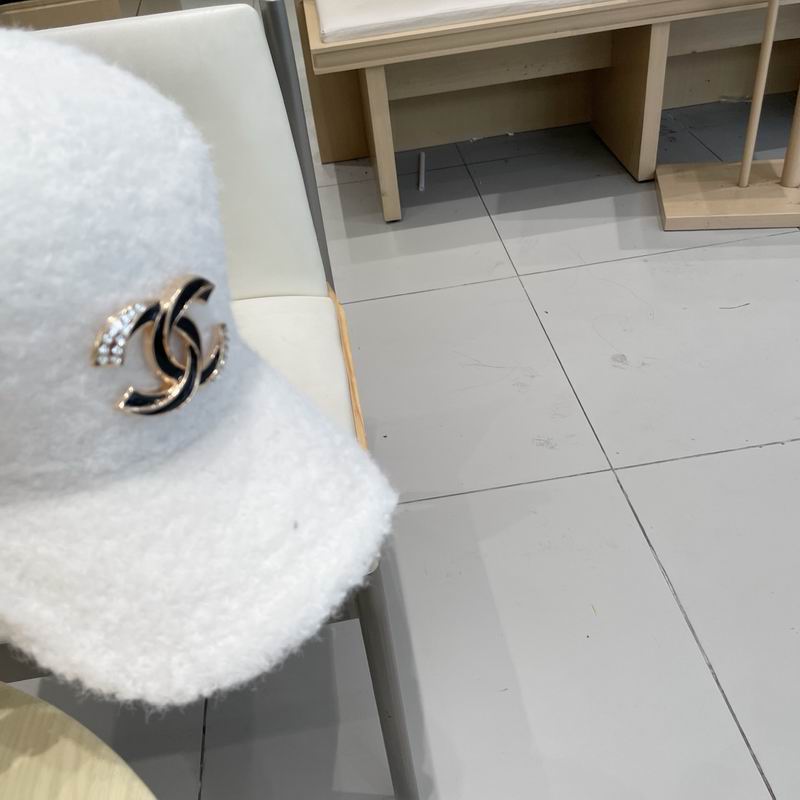 Chanel Cap (606)