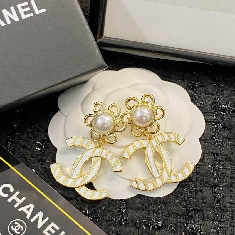 Chanel Earring 07yxq43 (5)