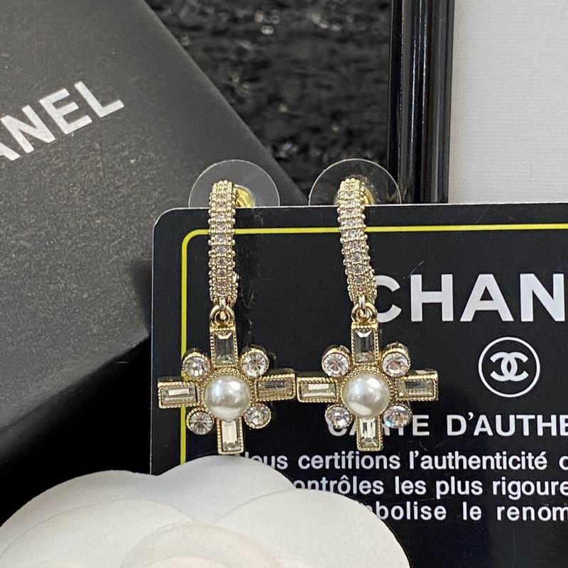 Chanel Earring 07yxq53 (7)