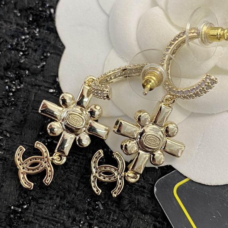 Chanel Earring 07yxq54 (4)