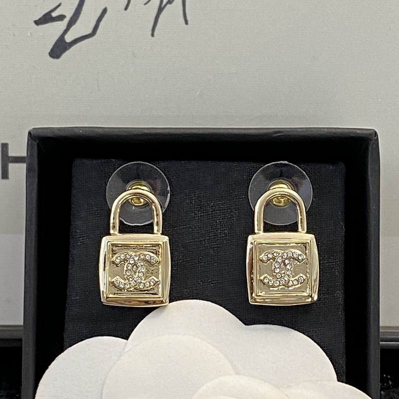 Chanel Earring 07yxq55 (2)