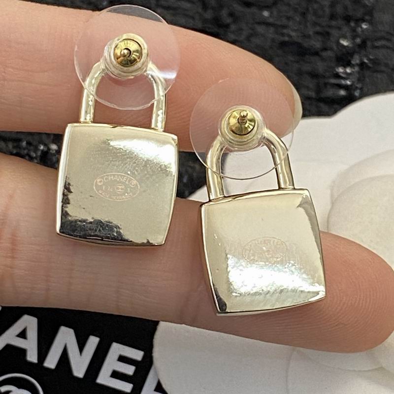 Chanel Earring 07yxq55 (7)