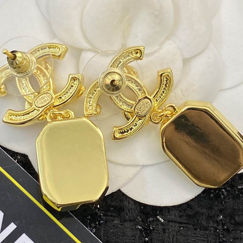 Chanel Earring 07yxq56 (6)