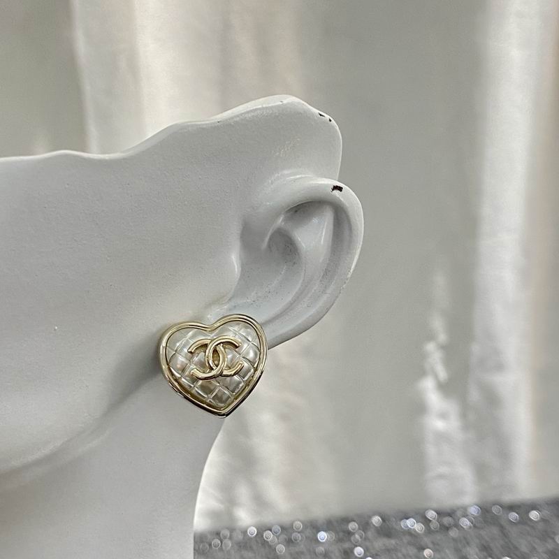 Chanel Earring 07yxq63 (1)