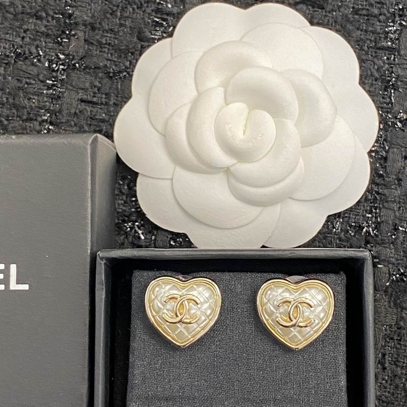 Chanel Earring 07yxq63 (3)