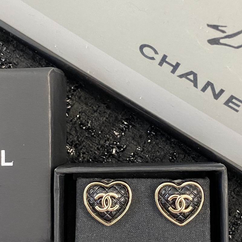 Chanel Earring 07yxq64 (9)