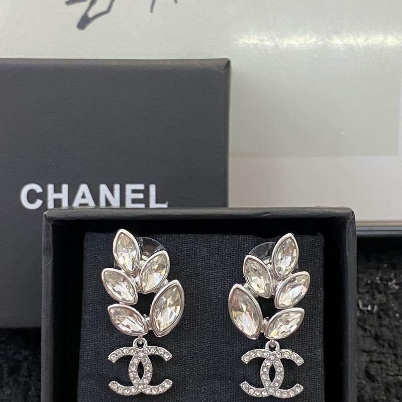 Chanel Earring 07yxq66 (6)