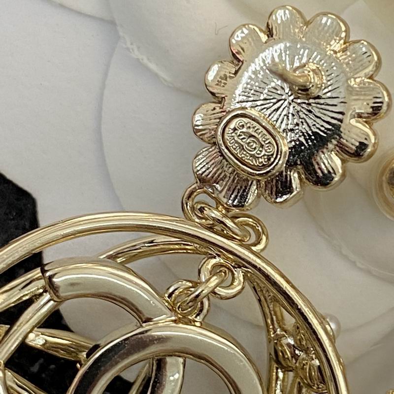 Chanel Earring 07yxq68 (6)