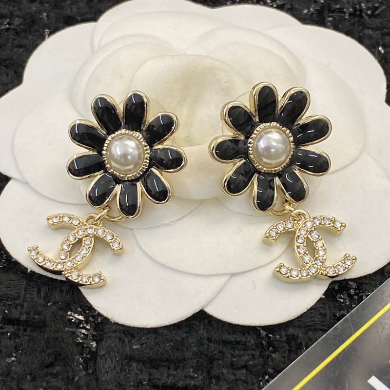 Chanel Earring 07yxq70 (1)