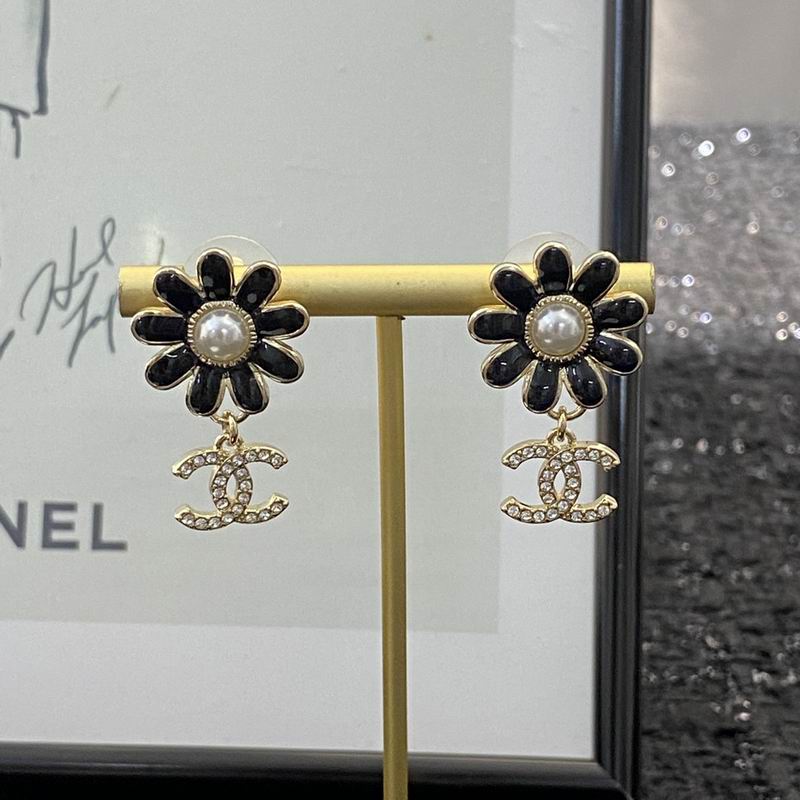 Chanel Earring 07yxq70 (6)