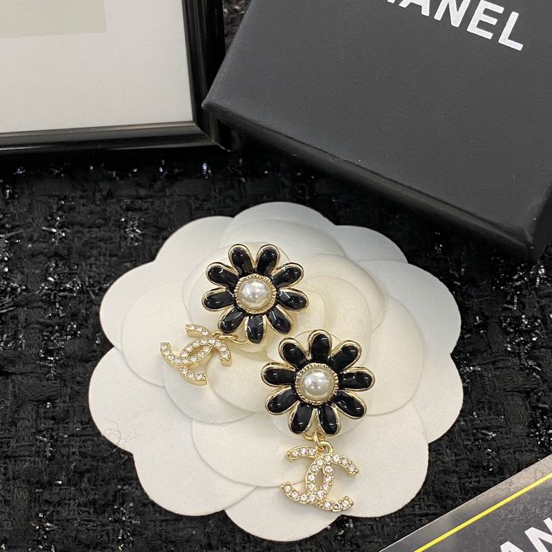 Chanel Earring 07yxq70 (7)