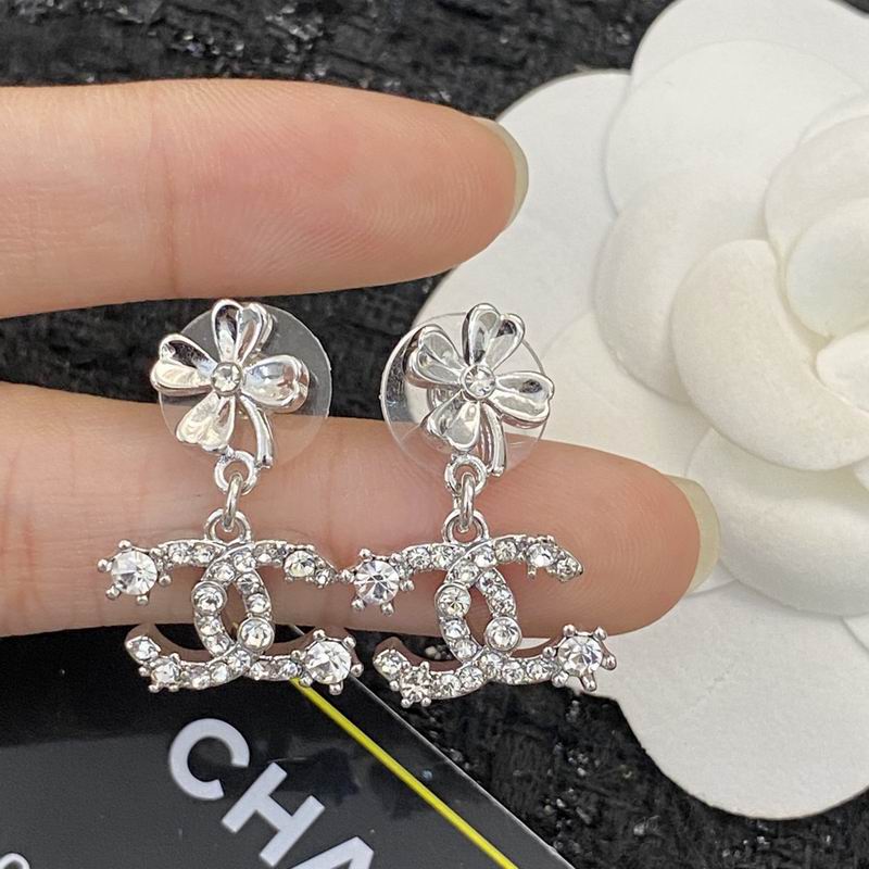 Chanel Earring 07yxq71 (6)