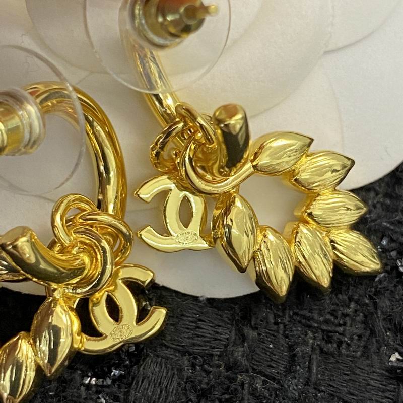 Chanel Earring 07yxq72 (6)