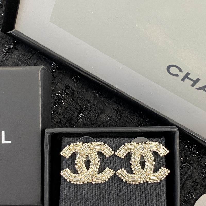 Chanel Earring 07yxq76 (6)