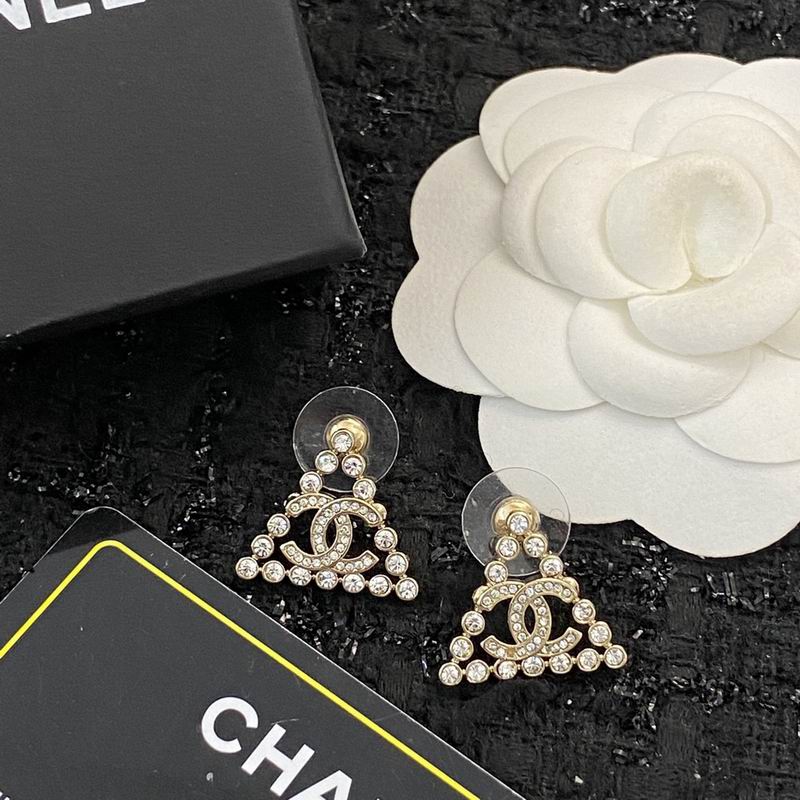 Chanel Earring 07yxq84 (2)