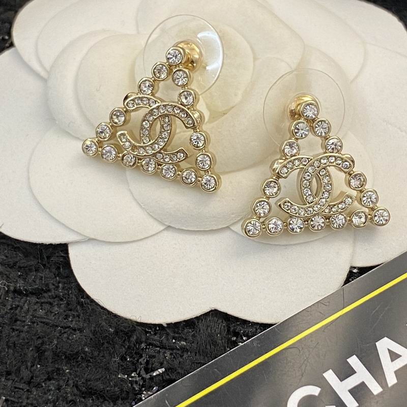 Chanel Earring 07yxq84 (9)