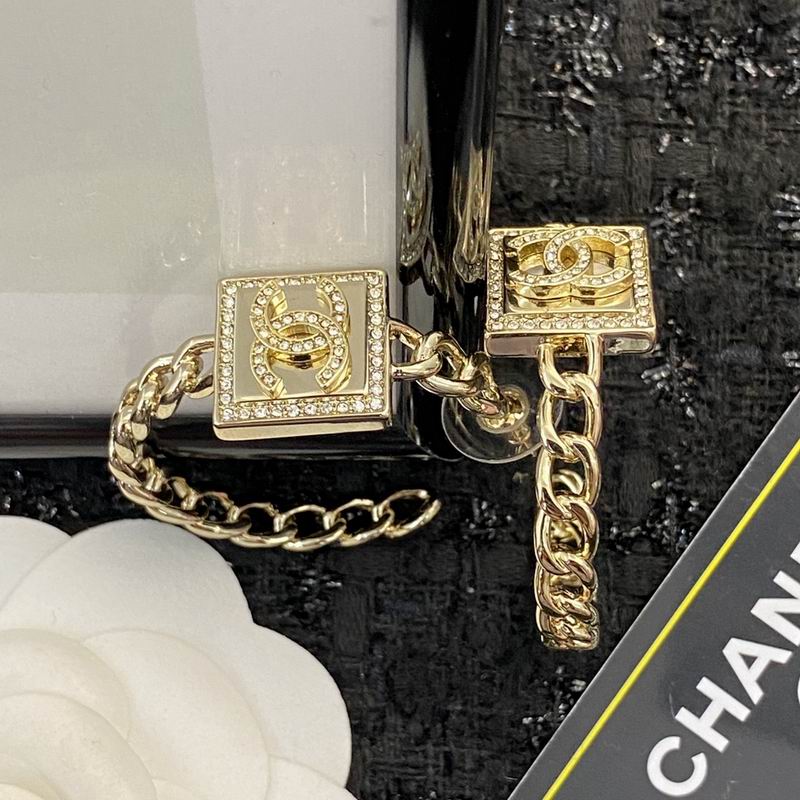 Chanel Earring 07yxq85 (2)