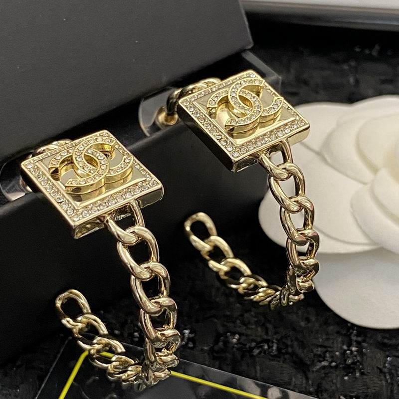 Chanel Earring 07yxq85 (4)