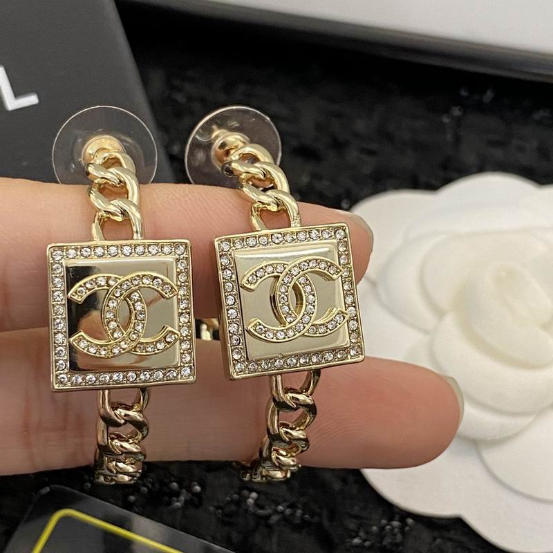 Chanel Earring 07yxq85 (5)