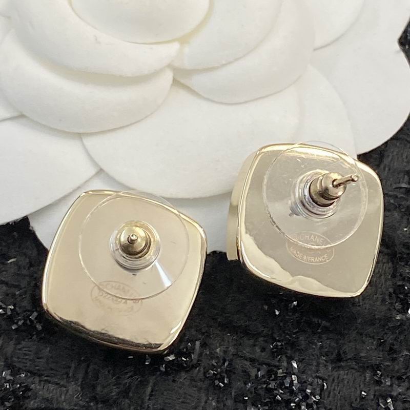 Chanel Earring 07yxq89 (3)