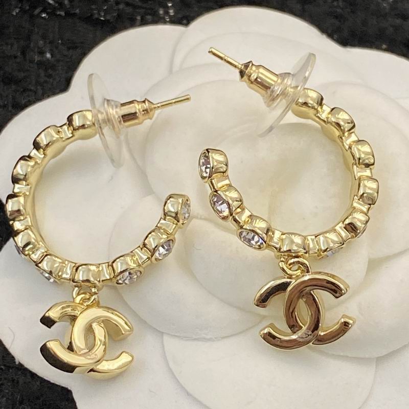 Chanel Earring 07yxq97 (5)