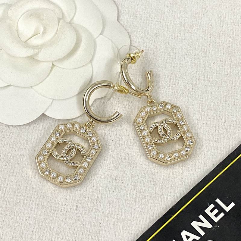 Chanel Earring 08yxq27 (2)