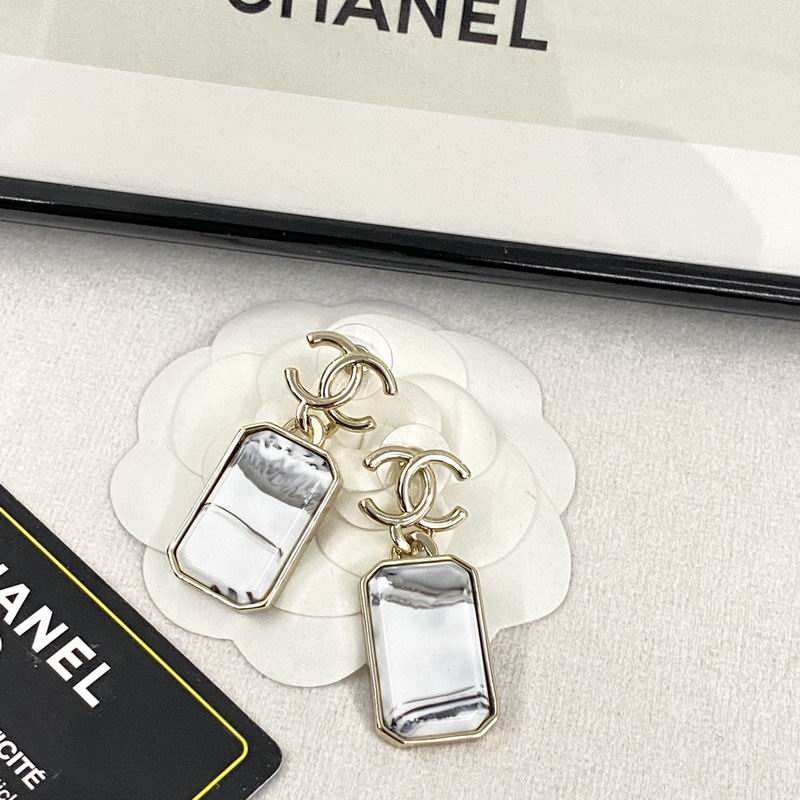 Chanel Earring 08yxq37 (1)