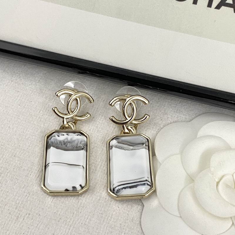Chanel Earring 08yxq37 (2)