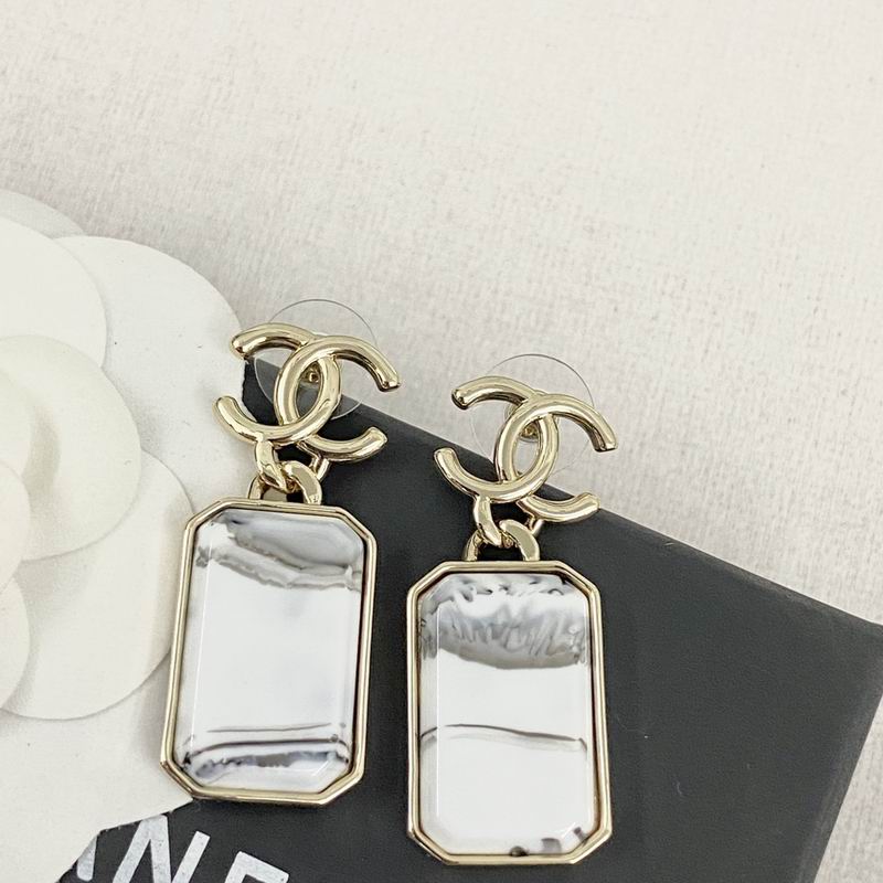 Chanel Earring 08yxq37 (5)