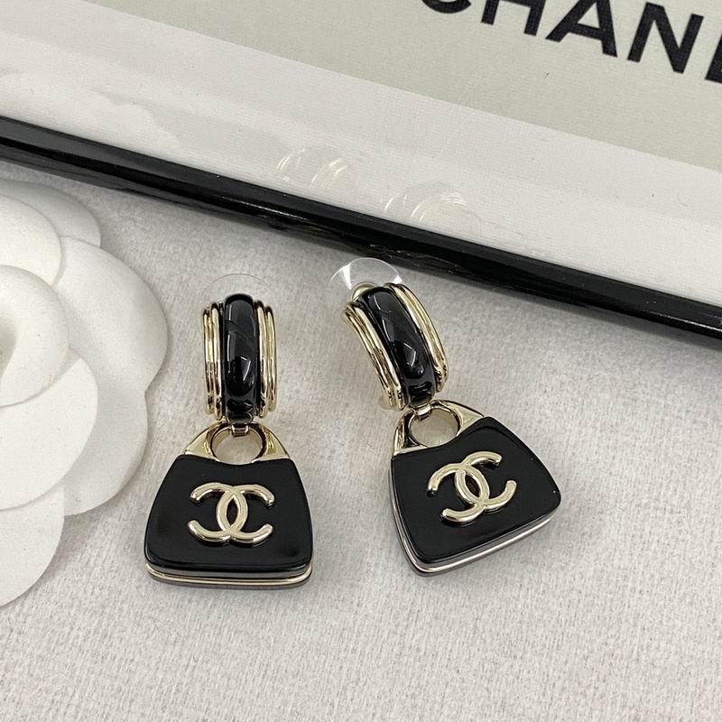Chanel Earring 08yxq39 (1)