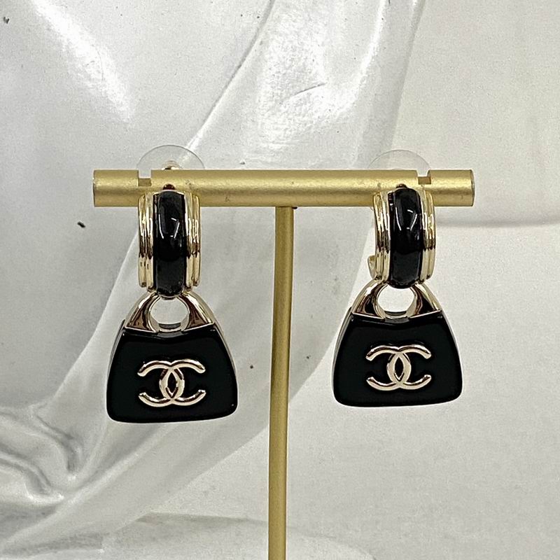 Chanel Earring 08yxq39 (2)