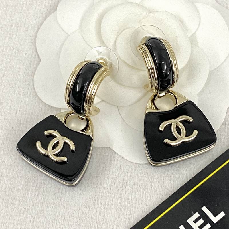 Chanel Earring 08yxq39 (7)