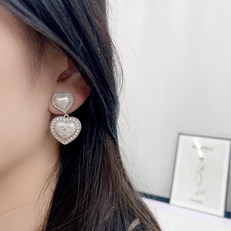 Chanel Earring 08yxq42 (8)
