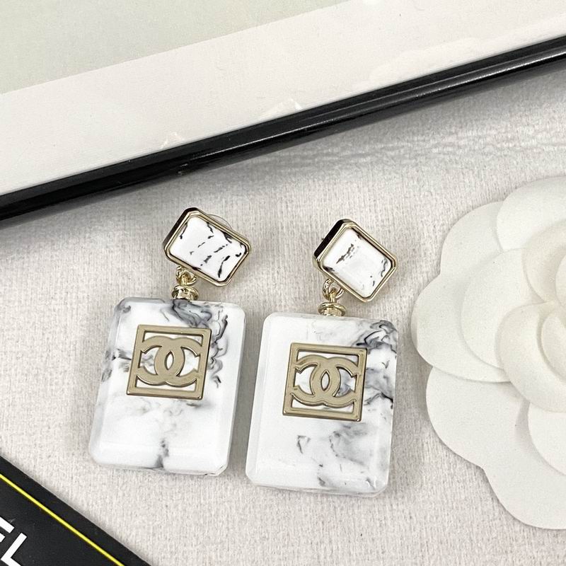 Chanel Earring 08yxq46 (2)