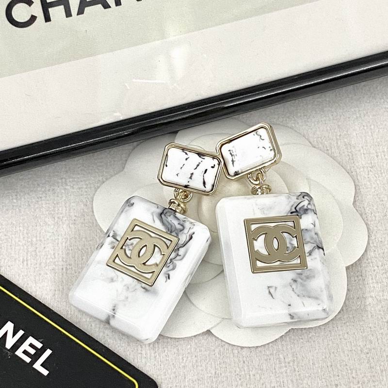 Chanel Earring 08yxq46 (7)