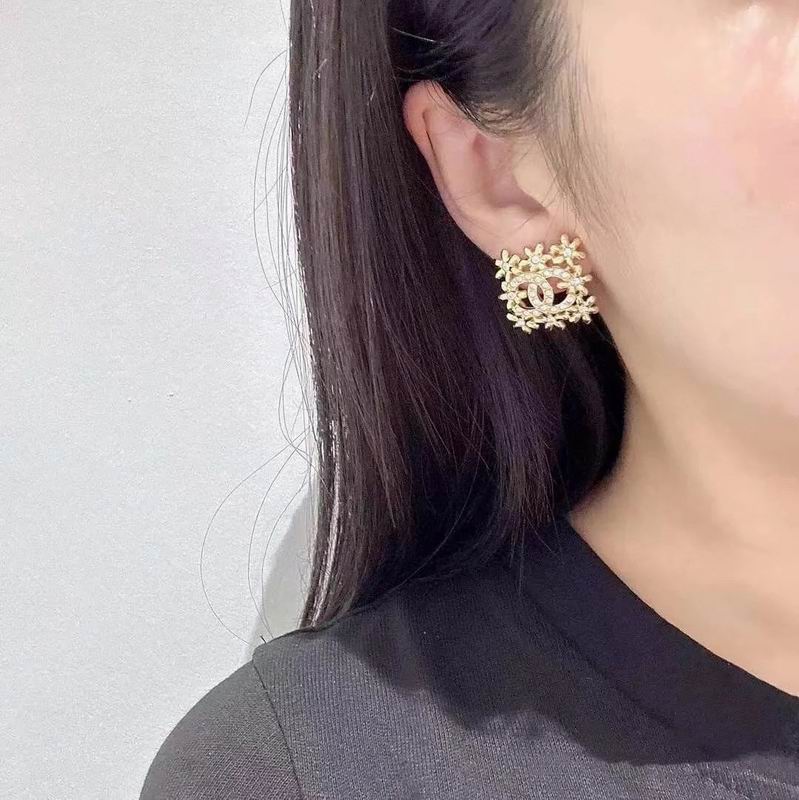 Chanel Earring 08yxq52 (9)
