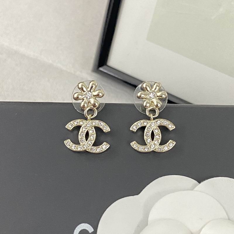 Chanel Earring 08yxq60 (8)