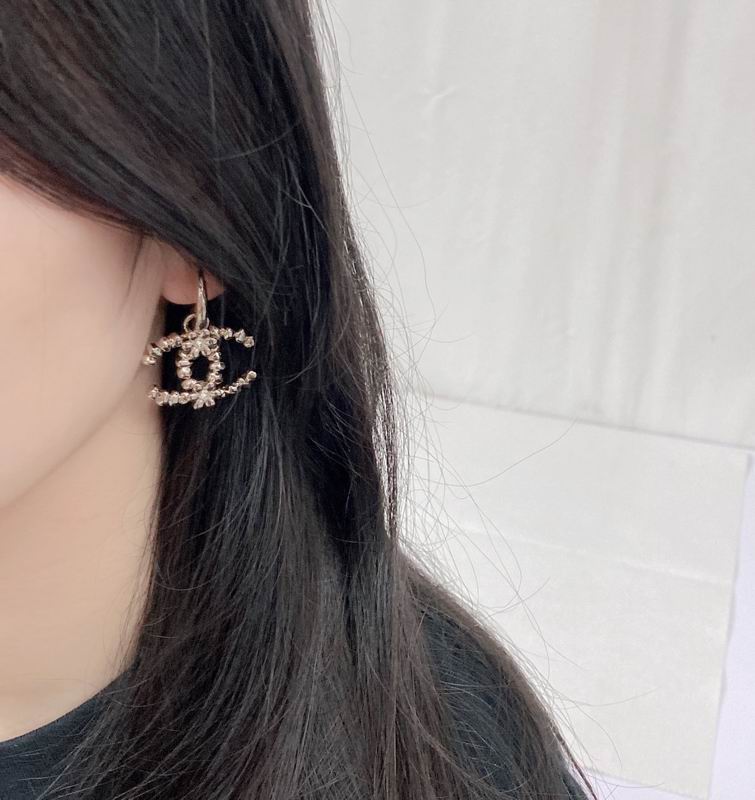 Chanel Earring 08yxq62 (8)