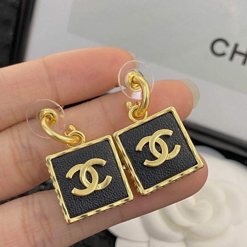 Chanel Earring 08yxq72 (2)