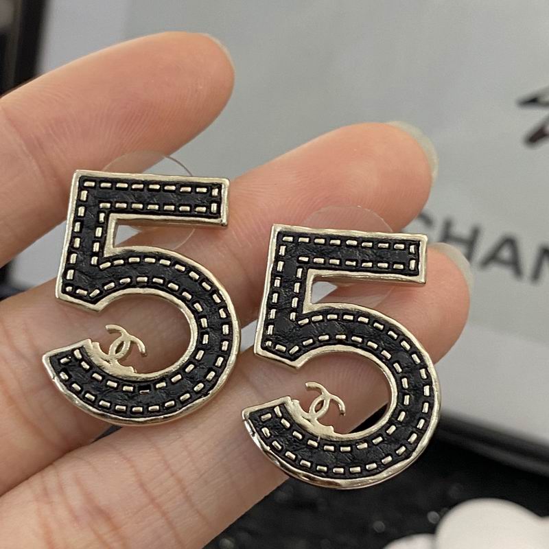Chanel Earring 08yxq81 (2)