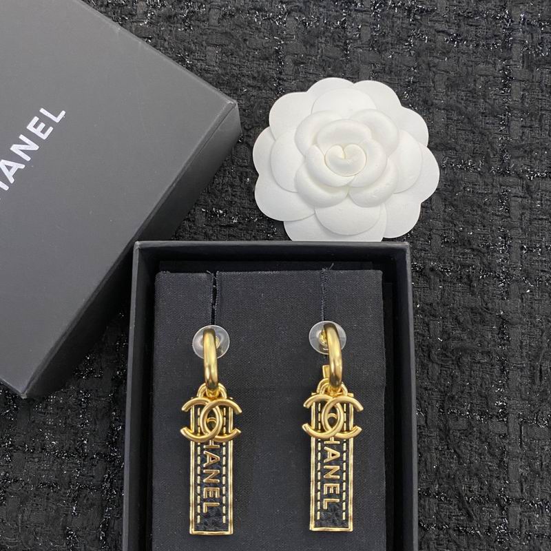 Chanel Earring 08yxq82 (5)