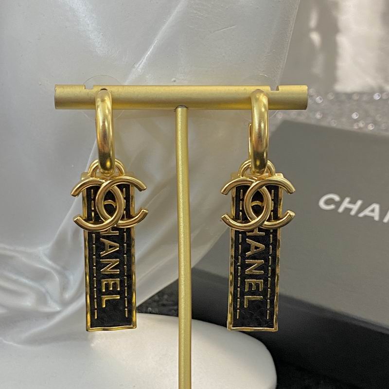 Chanel Earring 08yxq82 (7)