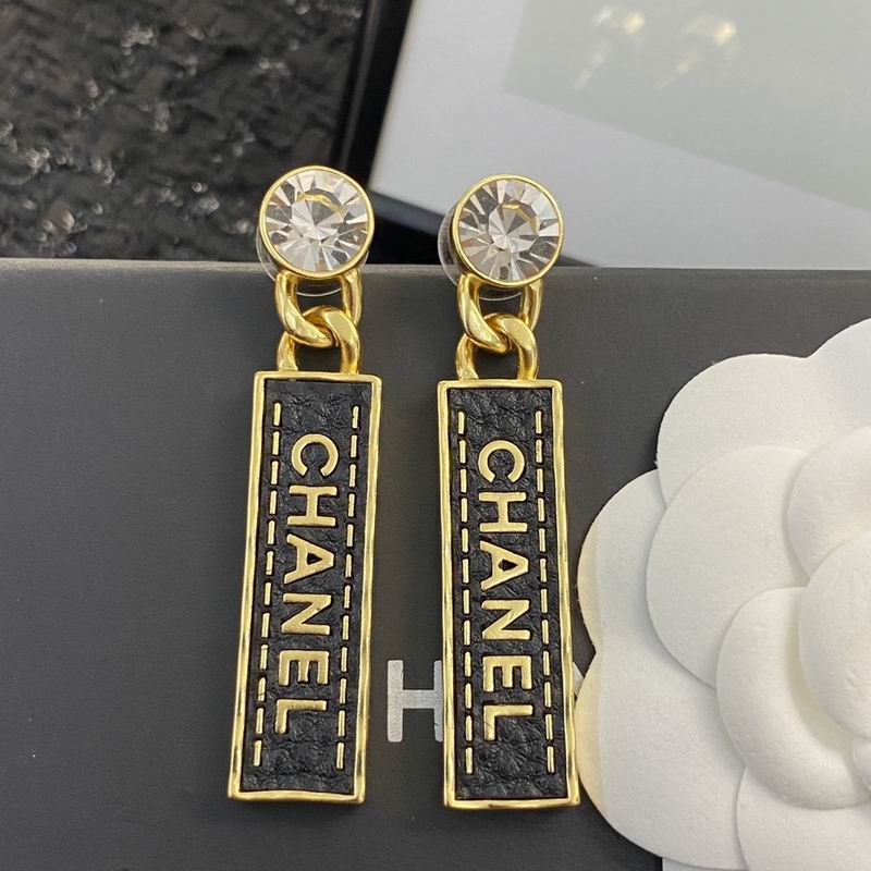 Chanel Earring 08yxq83 (2)