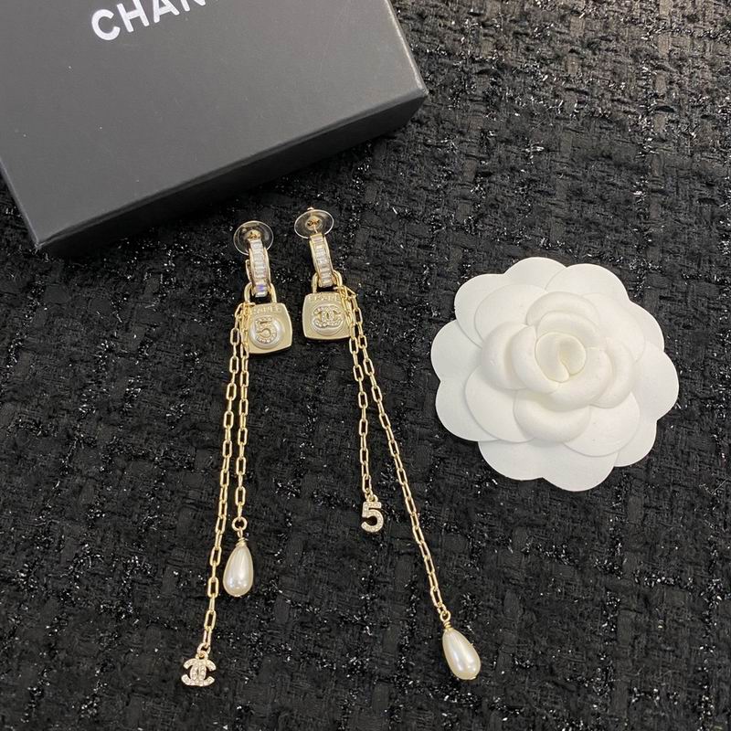 Chanel Earring 08yxq85 (2)