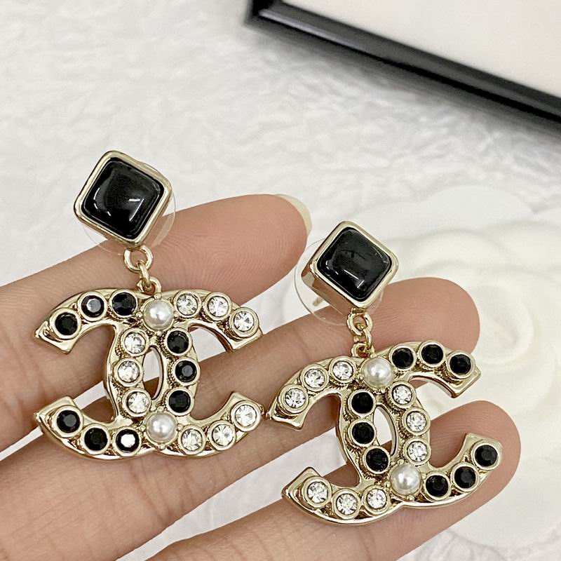 Chanel Earring 08yxq87 (4)